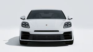 Exterior view of Panamera 4S E-Hybrid showing the front of the car