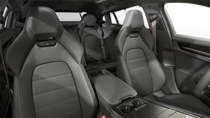 Interior view showing the front seats of Panamera Turbo S E-Hybrid Executive