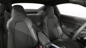 Innenansicht mit den Vordersitzen von 911 Carrera T
