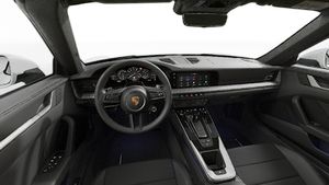 Innenansicht mit Lenkrad und Armaturenbrett von 911 Carrera Cabriolet