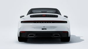 Außenansicht von 911 Carrera Cabriolet mit Blick auf das Heck des Fahrzeugs