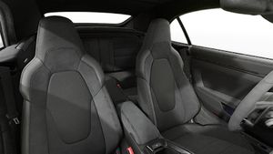 Innenansicht mit den Vordersitzen von 911 Carrera 4 GTS Cabriolet
