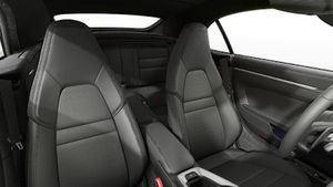 Innenansicht mit den Vordersitzen von 911 Carrera 4S Cabriolet