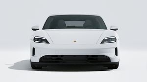 Außenansicht von Taycan 4S Sport Turismo mit Blick auf die Vorderseite des Fahrzeugs