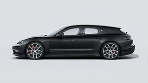 Die Außenansicht von Taycan 4S Sport Turismo Black Edition zeigt die linke Seite des Fahrzeugs