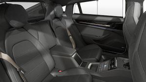 Innenansicht des Panamera Turbo S E-Hybrid Executive