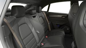 Vista interior de su Macan Turbo Electric