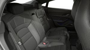Vista interior de su Taycan 4 Black Edition
