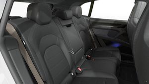 Vista interior de su Cayenne Turbo Electric