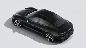 Vista exterior de Taycan 4S Black Edition vista desde arriba