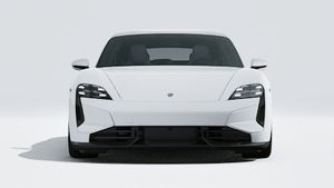 Taycan Turbo S Sport Turismo välisvaade, auto esiosa