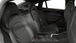 Panamera 4 sisevaade