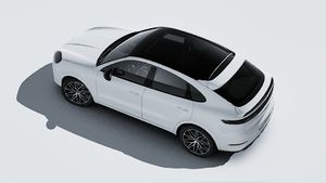 Exterior view of Cayenne Coupé Black Edition seen from above