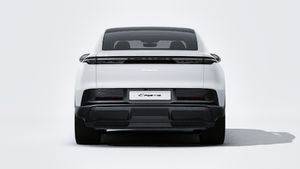 Exterior view of Cayenne Coupé Electric showing the rear of the car