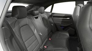 Interior view of Macan 4S