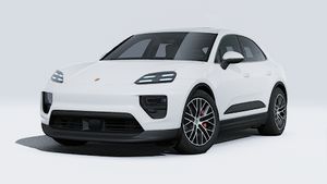 Exterior view of Macan 4S showing the front and left side of the car
