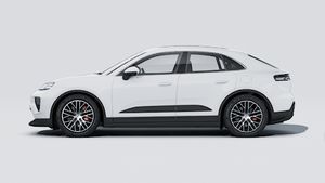 Exterior view of Macan 4S showing the left side of the car