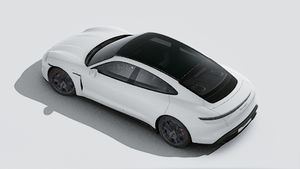 Exterior view of Taycan GTS seen from above