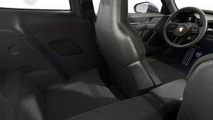 Vista interior de los asientos traseros del 911 Carrera T
