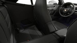 Vista interior de los asientos traseros del 911 Carrera Cabriolet