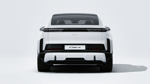 Vista exterior de Cayenne Turbo Coupé Electric mostrando la parte trasera del vehículo