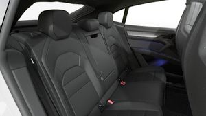 Sisänäkymä Cayenne S Coupé Electric
