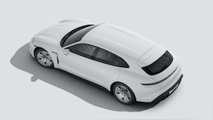 Ulkonäkymä Taycan Sport Turismo ylhäältä katsottuna