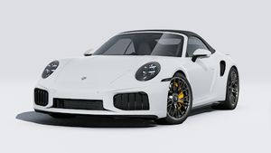 Vue extérieure de 911 Turbo S Cabriolet montrant l'avant et le côté gauche de la voiture
