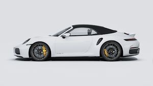 Vue extérieure de 911 Turbo S Cabriolet montrant le côté gauche de la voiture
