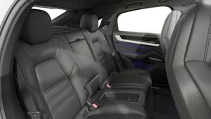 Interior view of Cayenne S E-Hybrid Coupé