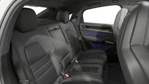 Interior view of Cayenne GTS Coupé