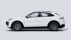 Exterior view of Cayenne GTS Coupé showing the left side of the car