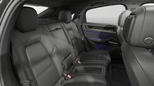 Interior view of Cayenne Coupé Black Edition