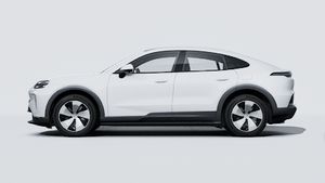 Exterior view of Cayenne Coupé Electric showing the left side of the car