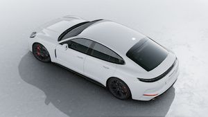 Exterior view of Panamera GTS seen from above