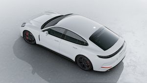 Panamera GTS -ის გარე ხედი ზემოდან