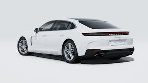 Panamera 4 E-Hybrid Executive ის გარე ხედი, რომელიც აჩვენებს მანქანის უკანა და მარცხენა მხარეს
