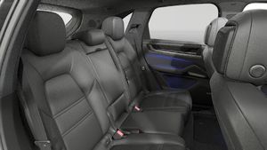 Εσωτερική όψη του Cayenne E-Hybrid Black Edition