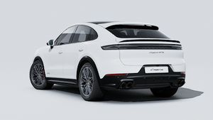 Εξωτερική όψη του Cayenne GTS Coupé που δείχνει την πίσω και την αριστερή πλευρά του αυτοκινήτου