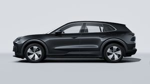 Εξωτερική όψη του Cayenne Electric που δείχνει την αριστερή πλευρά του αυτοκινήτου