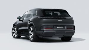 Εξωτερική όψη του Cayenne Electric που δείχνει την πίσω και την αριστερή πλευρά του αυτοκινήτου