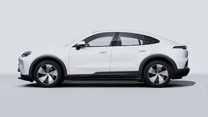 Εξωτερική όψη του Cayenne Coupé Electric που δείχνει την αριστερή πλευρά του αυτοκινήτου