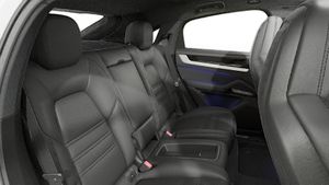 Vista interior de su Cayenne Coupé