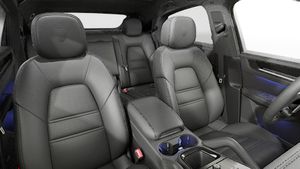 Vista interior de los asientos delanteros del Cayenne S E-Hybrid Coupé Black Edition