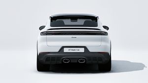 Exterior view of Cayenne Turbo E-Hybrid Coupé with GT Package showing the rear of the car