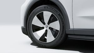 Exterior view of Cayenne Coupé Electric