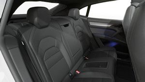 Interior view of Cayenne S Coupé Electric