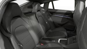 Interior view of Panamera 4 E-Hybrid