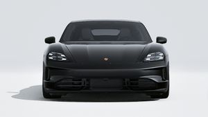 Vista exterior de Taycan 4S Black Edition mostrando la parte delantera del coche