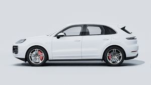 Vanjski pogled na Cayenne Turbo E-Hybrid prikazuje lijevu stranu automobila